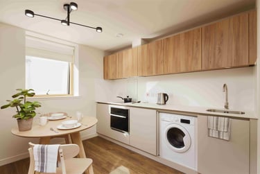 1 bed studio, Calton Road, Holyrood, Edinburgh, EH88DP - Image 1